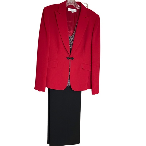 TAHARI | 3-Piece Suit | Red Brick/Black | Jacket, Tank, Wide Leg Trousers | 14 - Picture 2 of 16